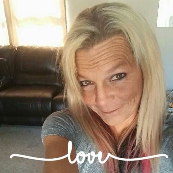 Meet your Posher, Mindy - Picture 1 of 1